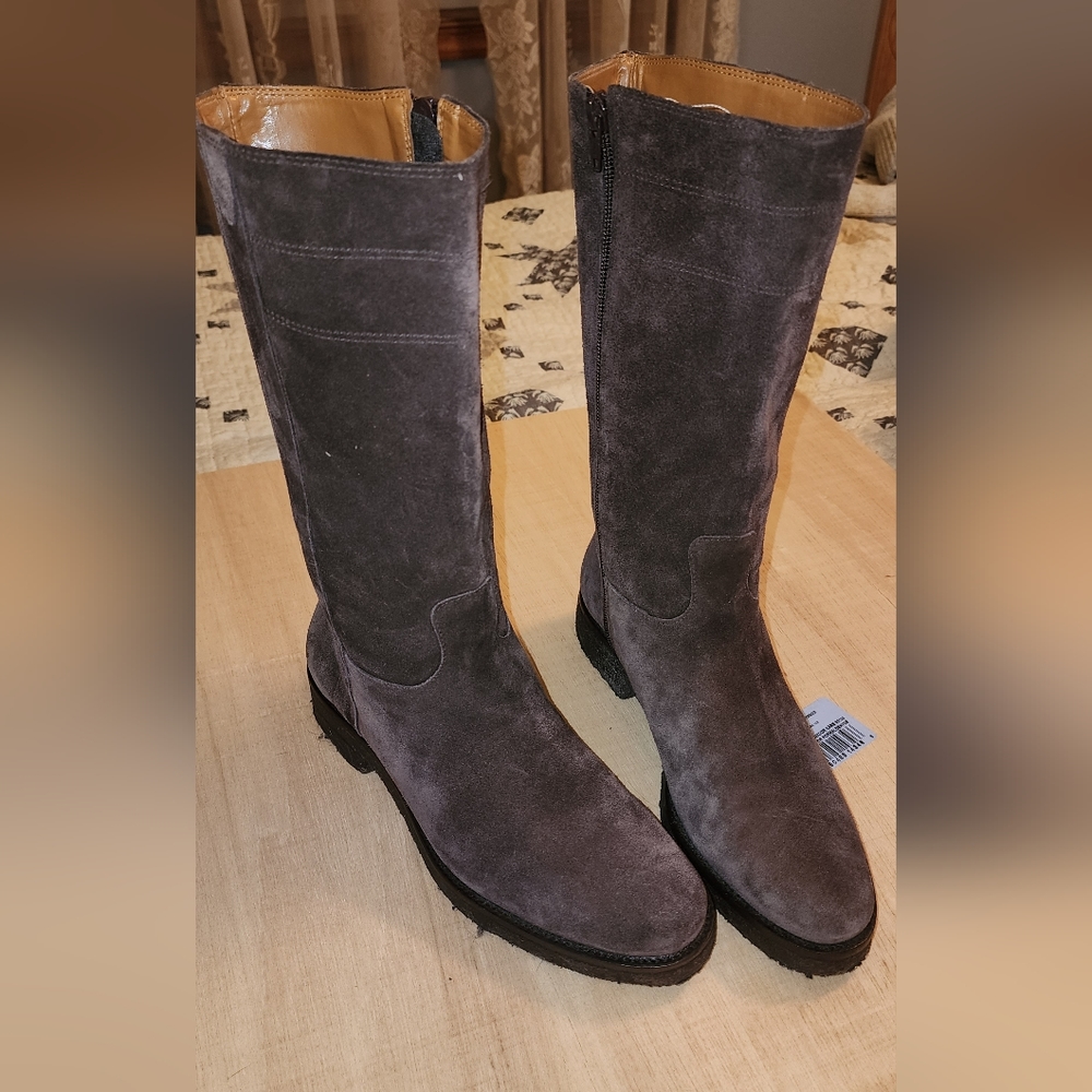 Womens Eddie Bauer leather boots